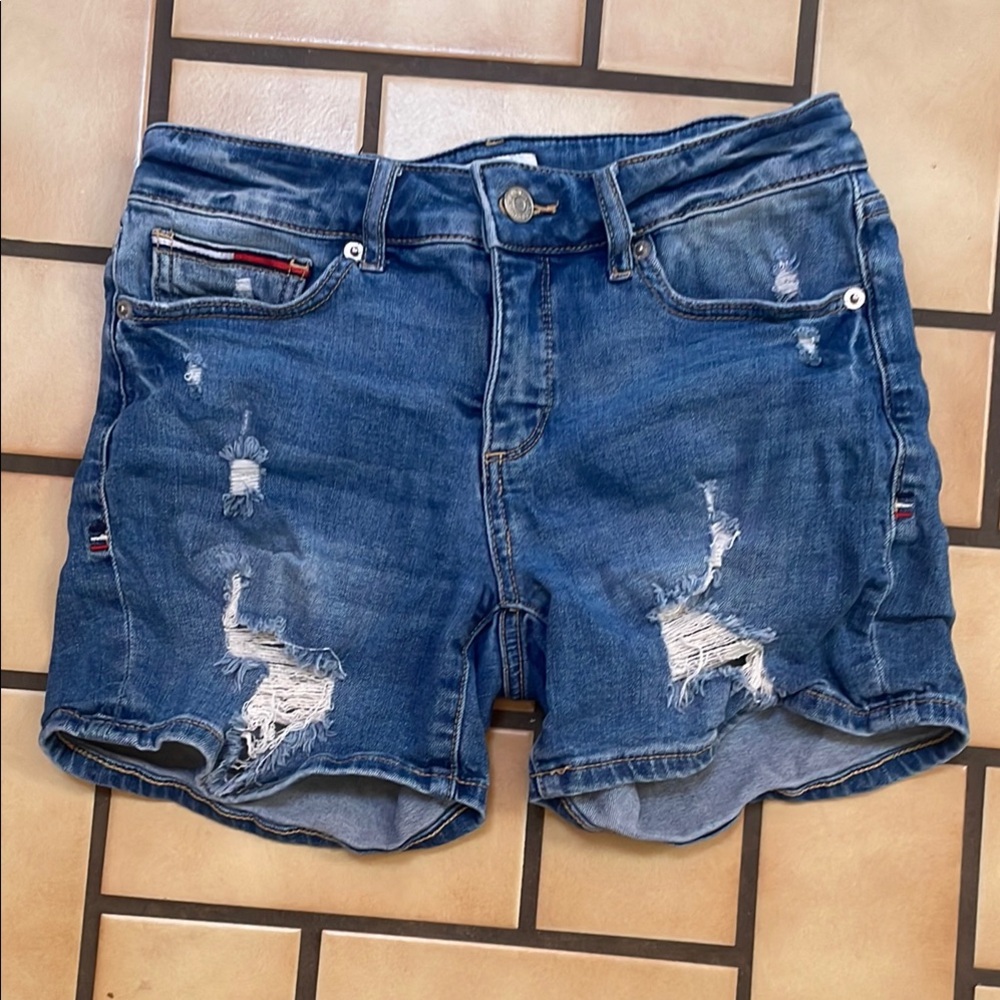 Tommy Hilfiger Blue Jean Shorts Distressed Mid-Length size 2 waist 26